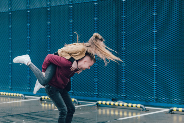 a relationship psychologist in Los Angeles
